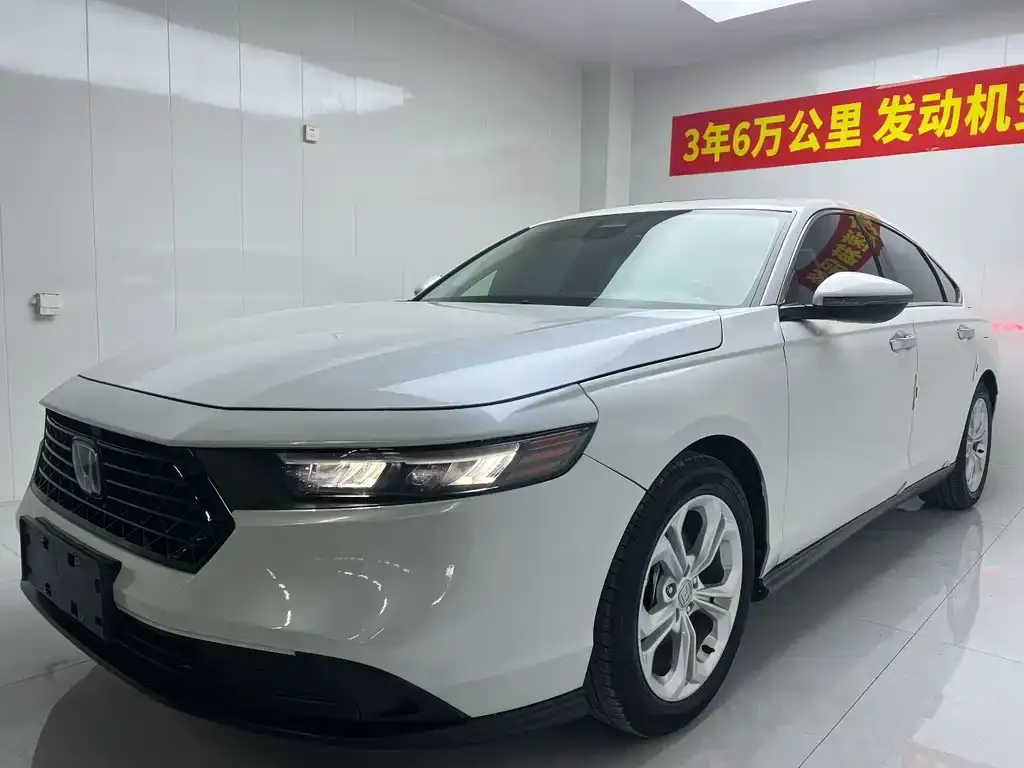 Honda Accord — фото 4