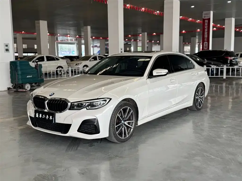 BMW 3 Series — фото 1