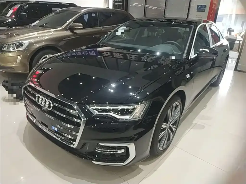 Audi A6L — фото 1