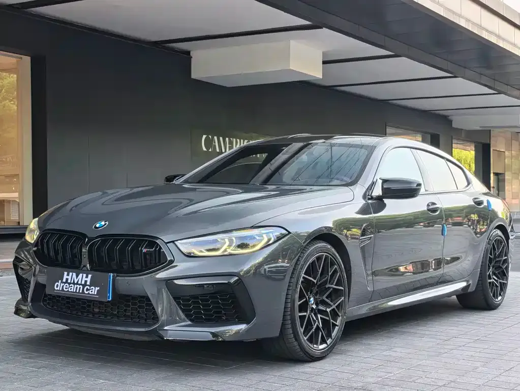 BMW M8 — фото 1