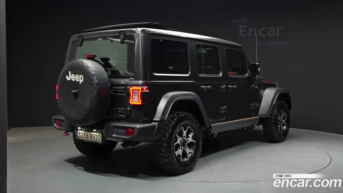 Jeep Wrangler — фото 3