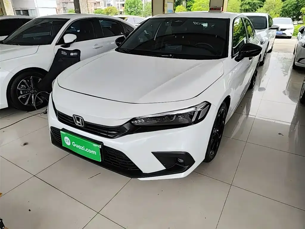 Honda Civic — фото 1