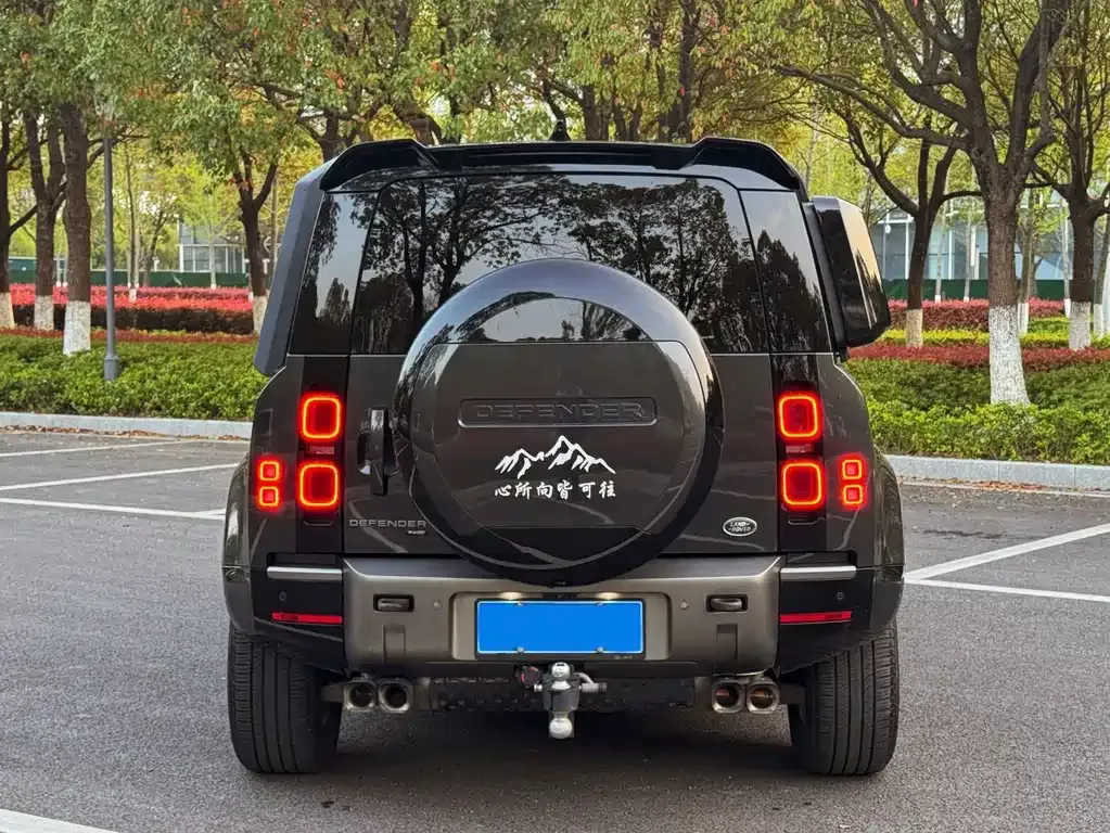 Land Rover Defender — фото 9