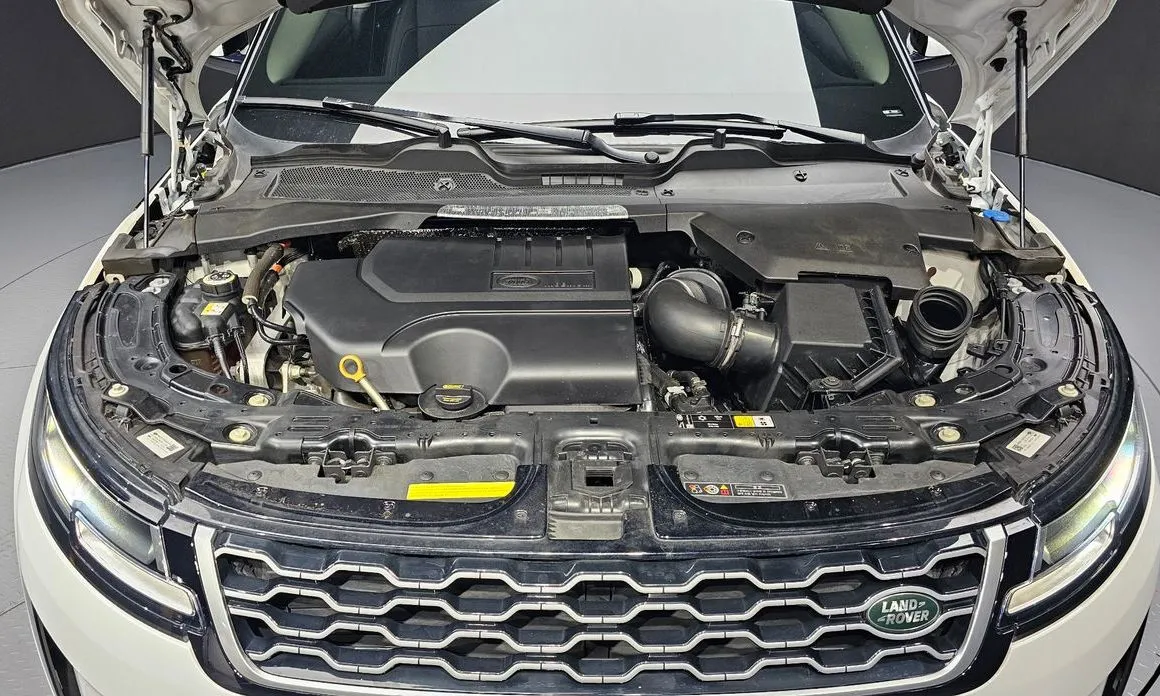 Land Rover Range Rover Evoque — фото 10
