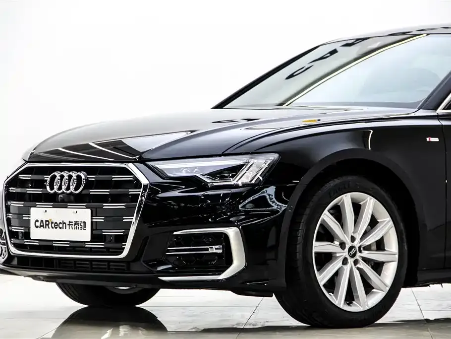 Audi A6L — фото 5