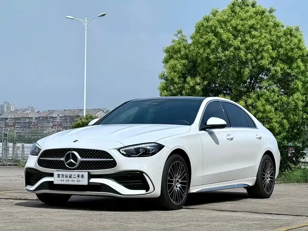 Mercedes-Benz C-Class — фото 1