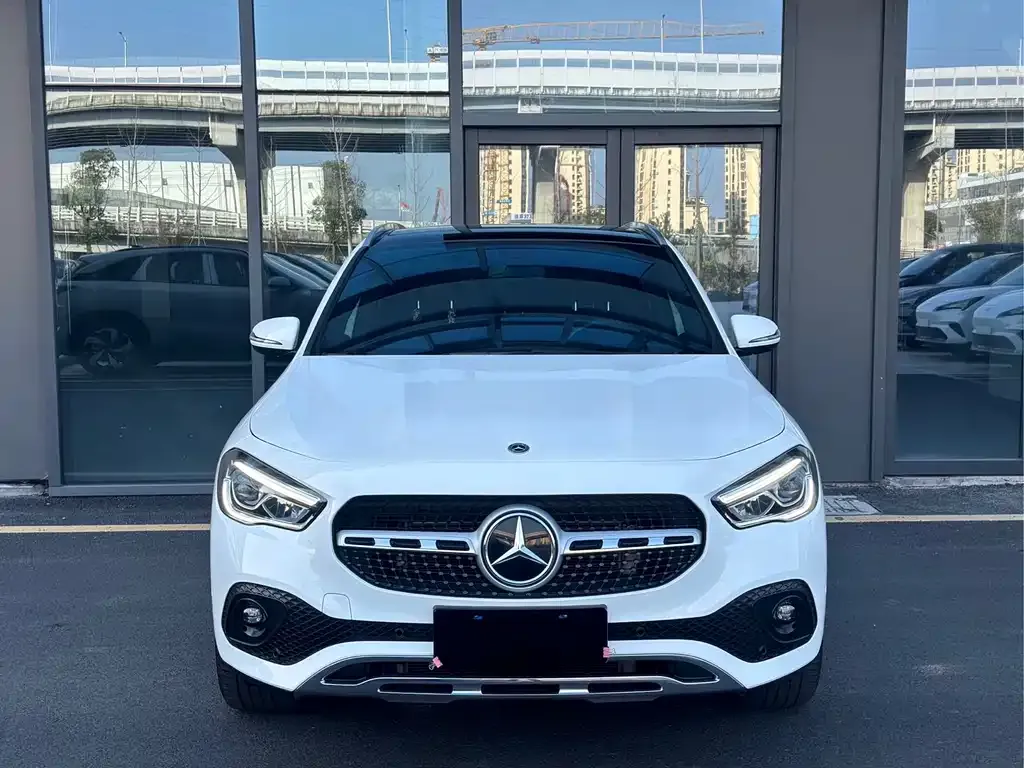 Mercedes-Benz GLA — фото 5