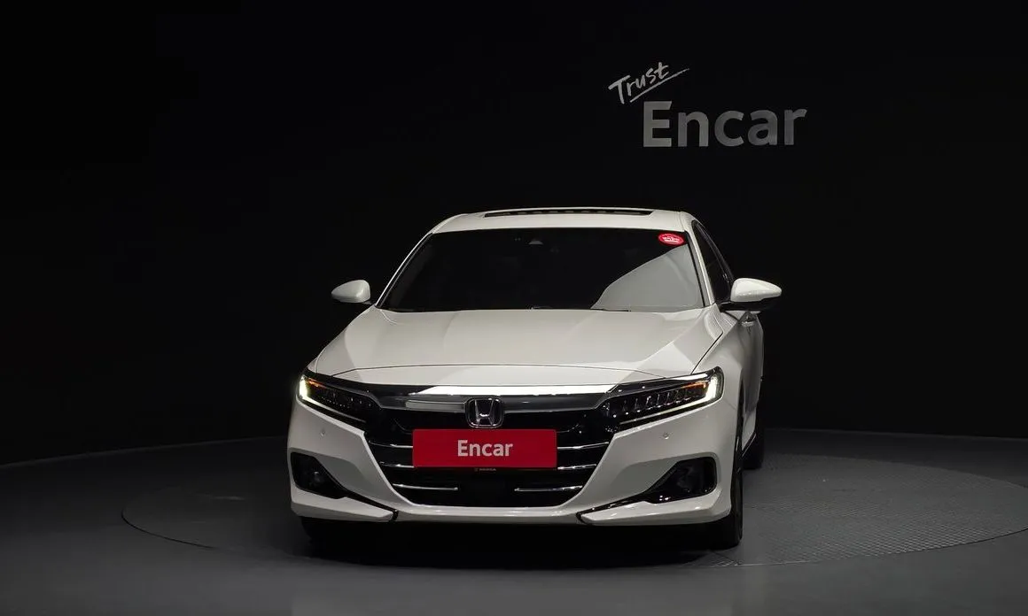 Honda Accord — фото 4