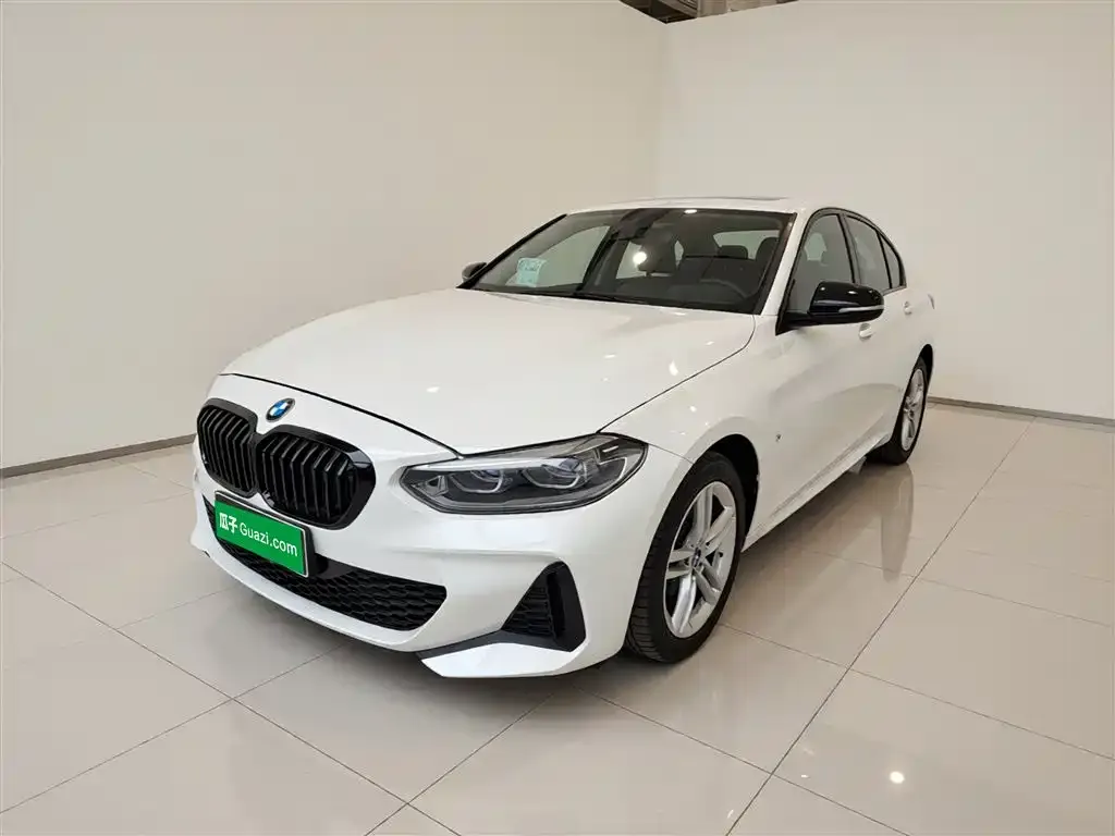 BMW 1 Series — фото 1