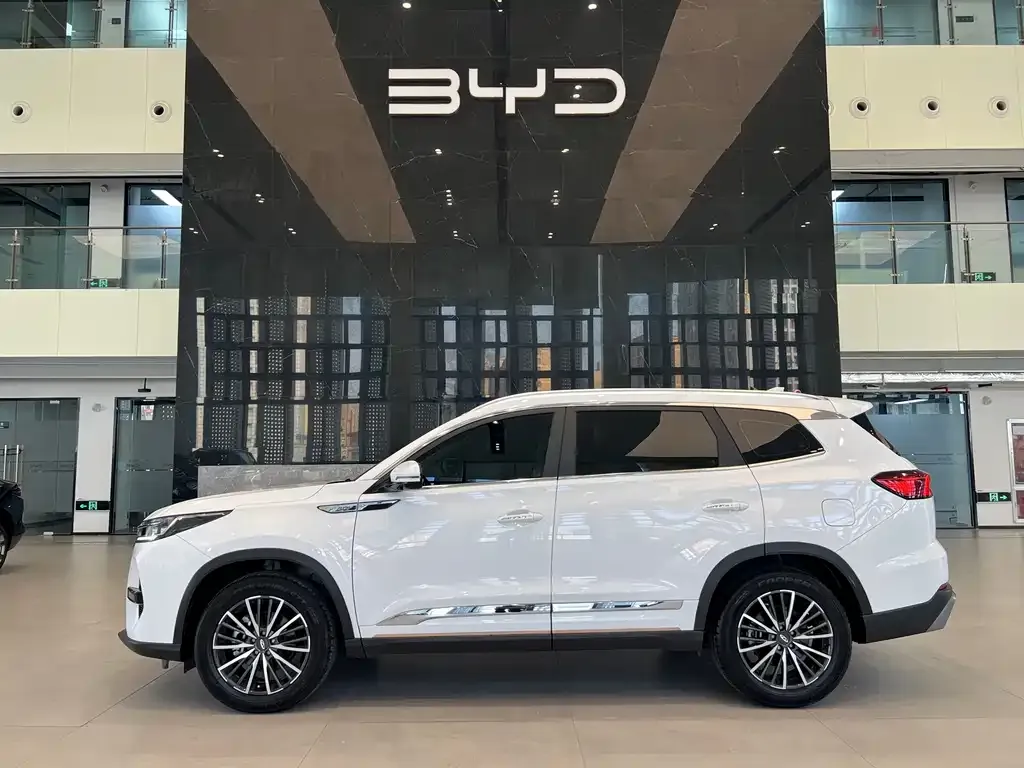 Chery Tiggo 8 PRO — фото 2