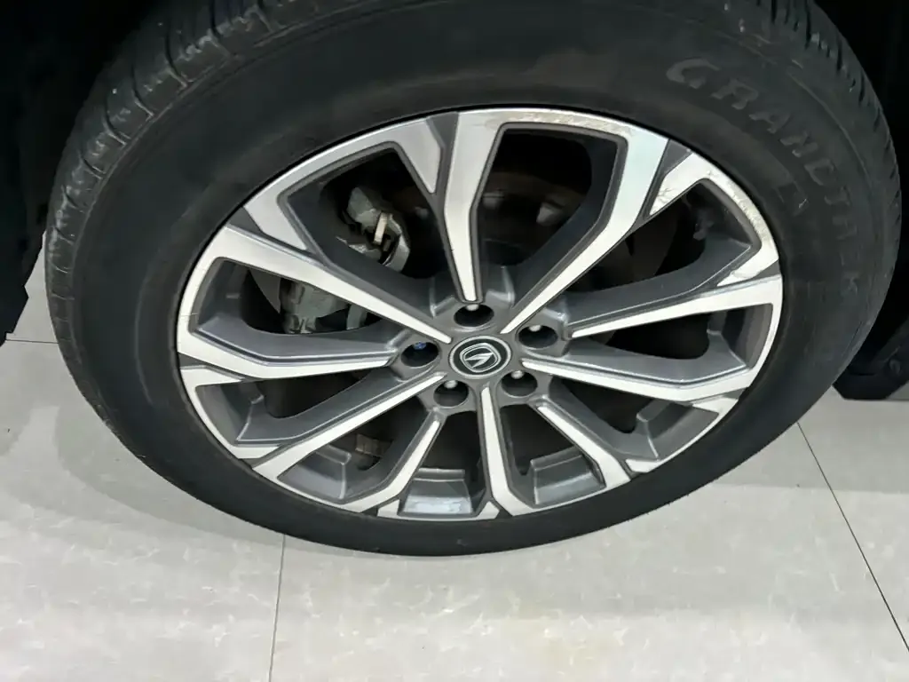 Changan CS75PLUS — фото 3