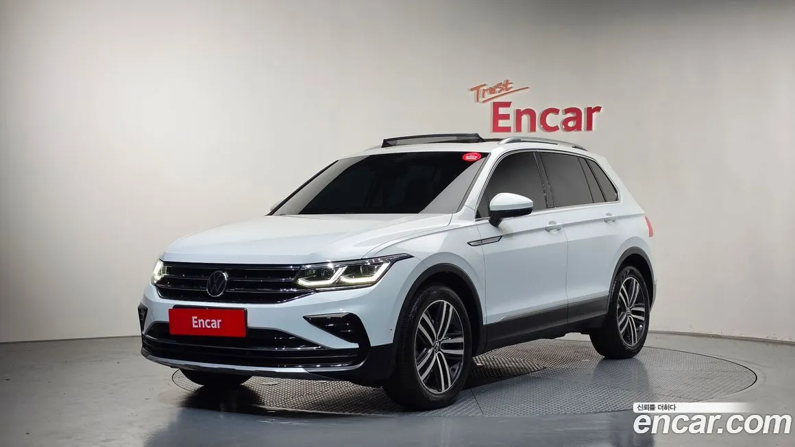 Volkswagen Tiguan — фото 1