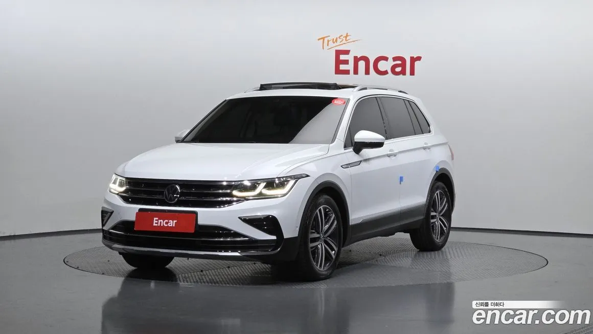 Volkswagen Tiguan — фото 1