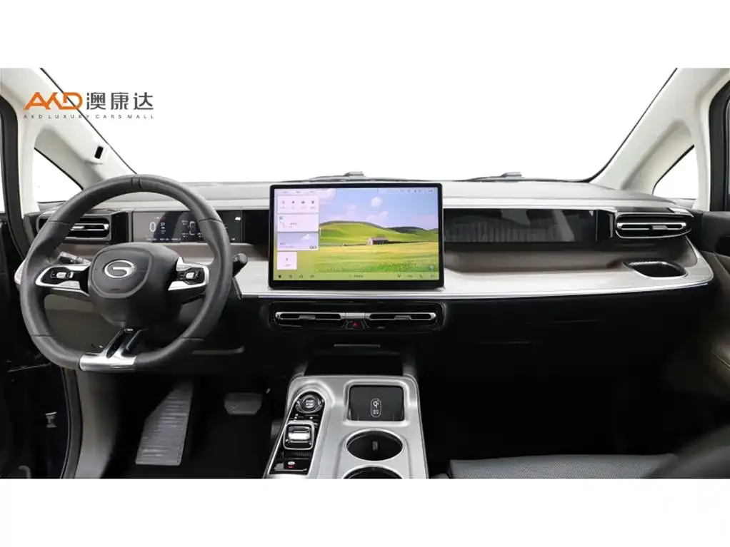 GAC Motor E8 Hybrid — фото 4