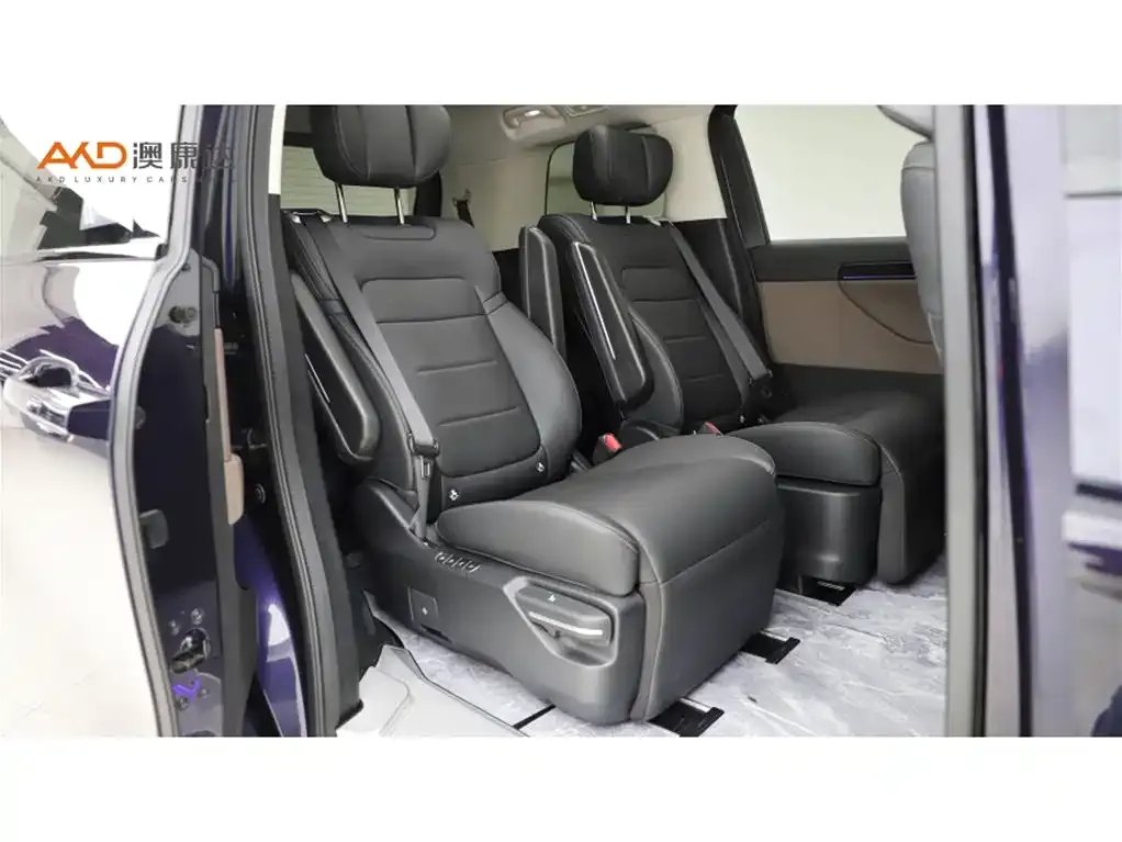 GAC Motor E8 Hybrid — фото 8