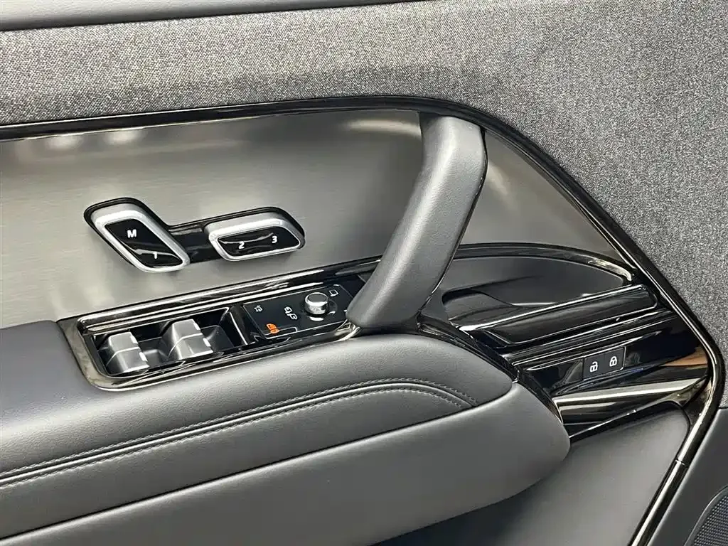 Land Rover Sport — фото 10