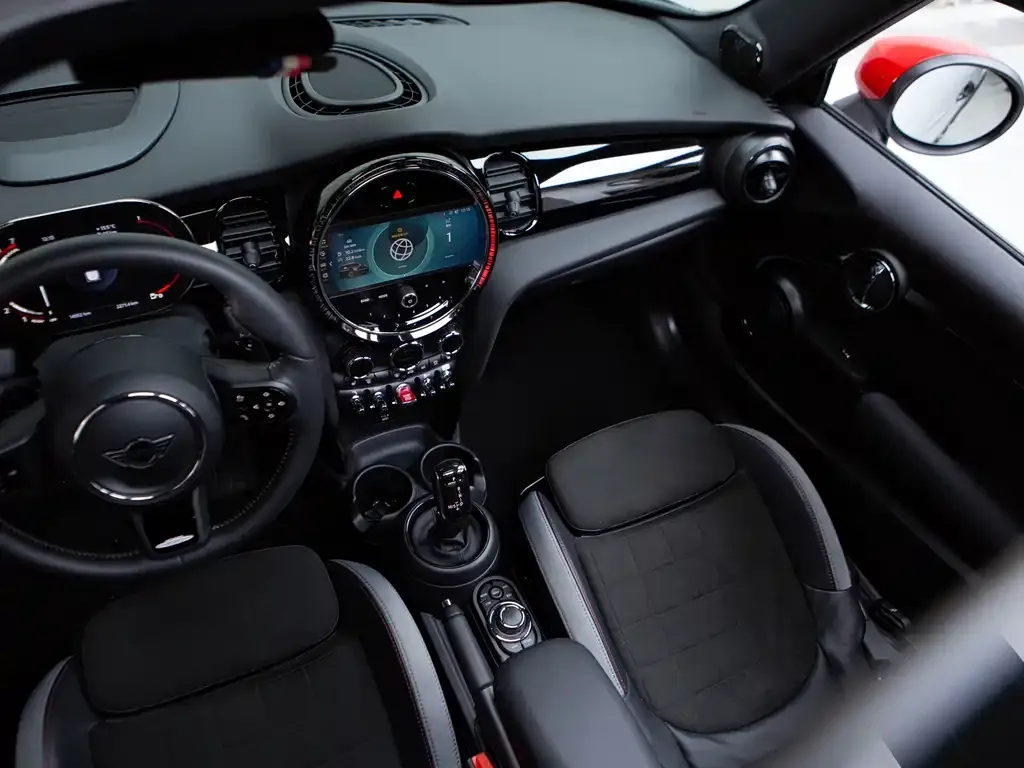 MINI JCW (John Cooper Works) — фото 6