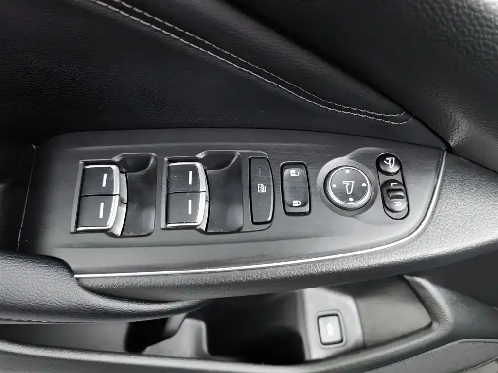 Honda Accord — фото 10
