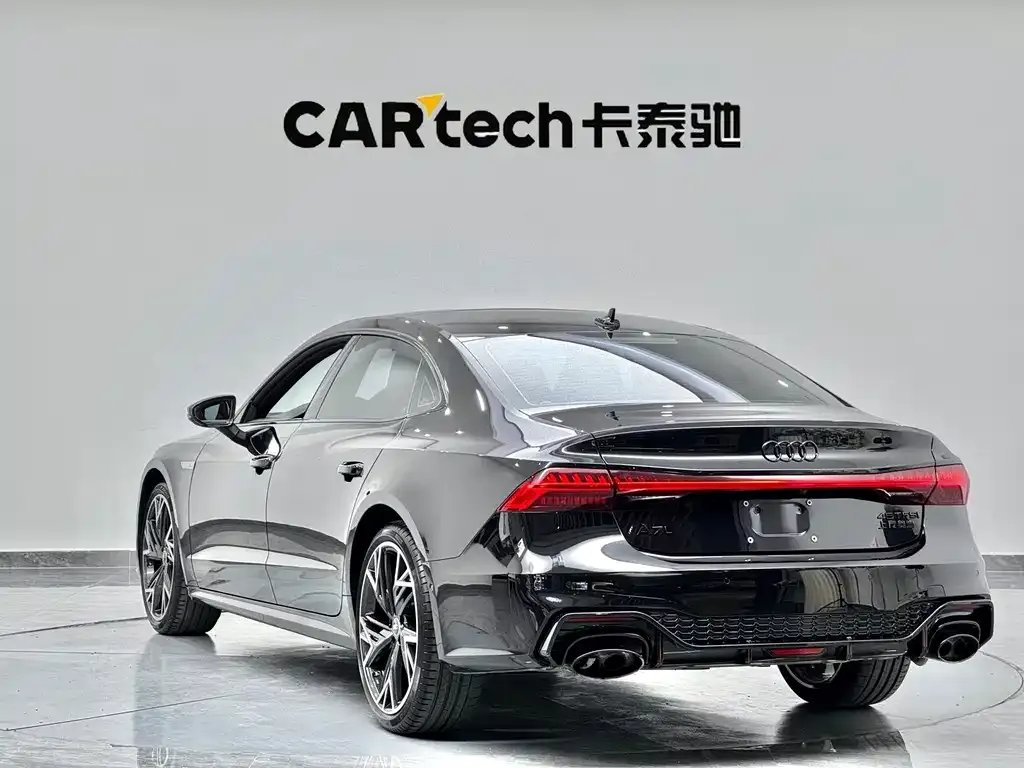 Audi A7L — фото 5