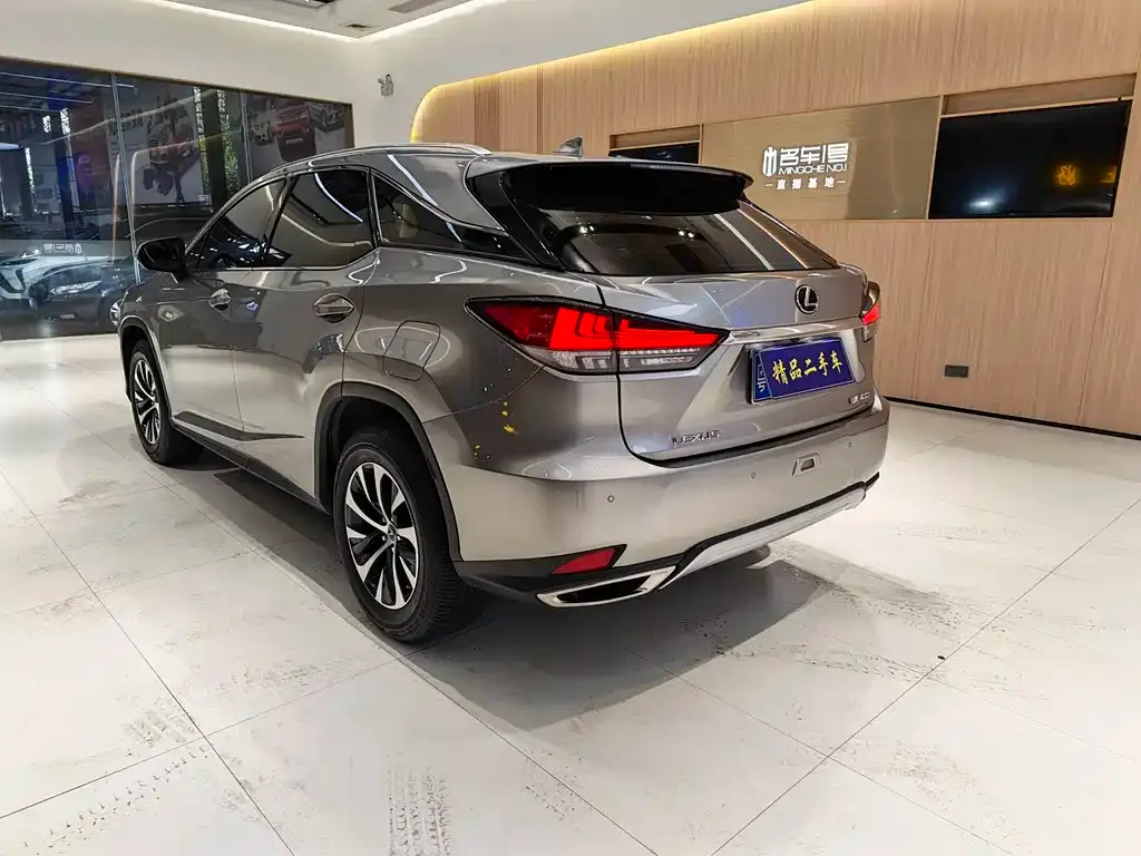 Lexus RX — фото 7