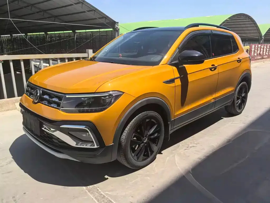 Volkswagen T-Cross — фото 1