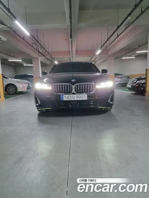BMW 5-Series — фото 1