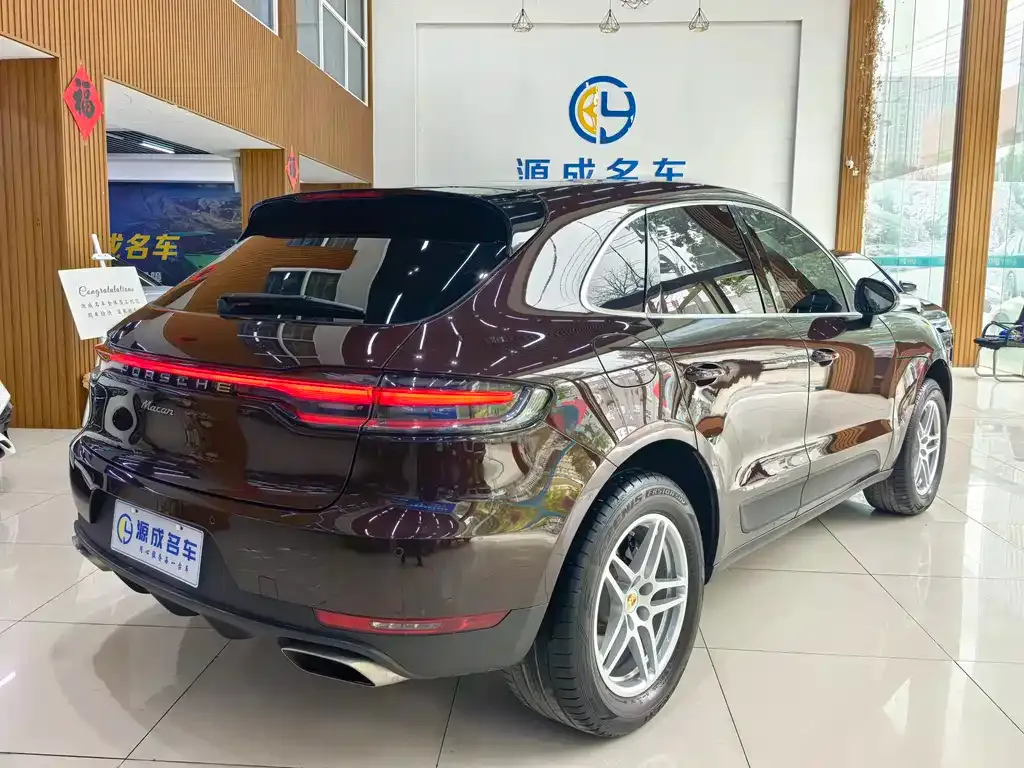 Porsche Macan — фото 3