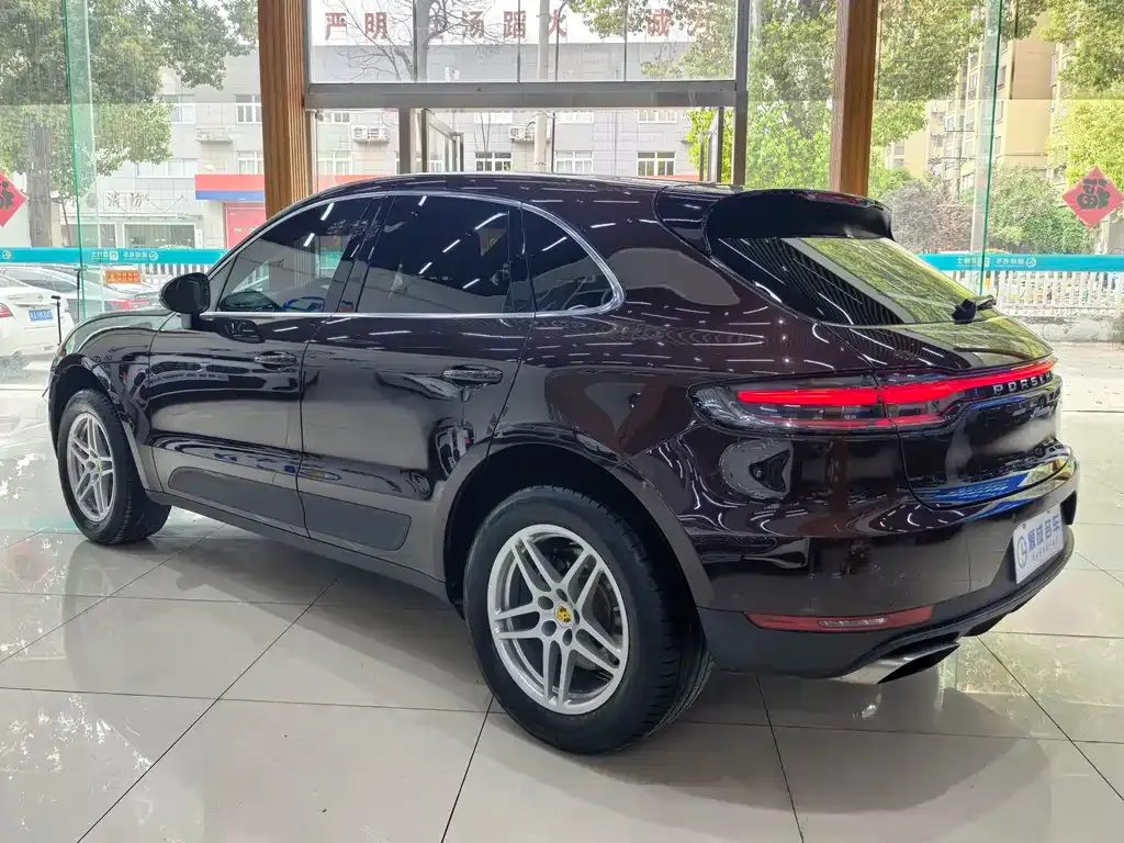 Porsche Macan — фото 5
