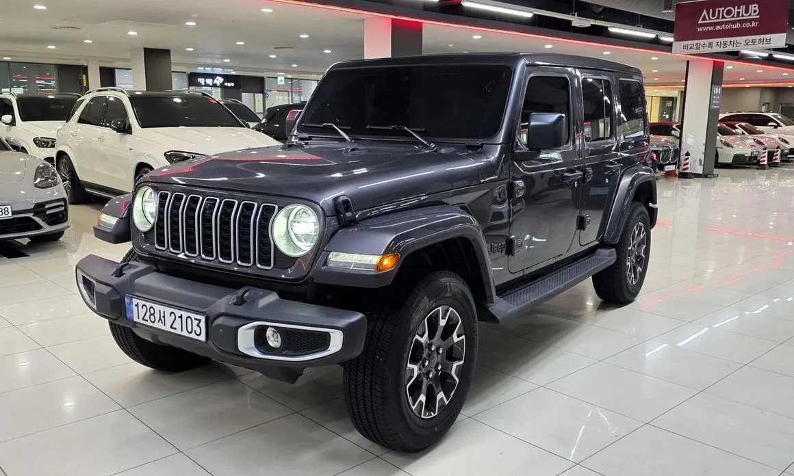 Jeep Wrangler — фото 1