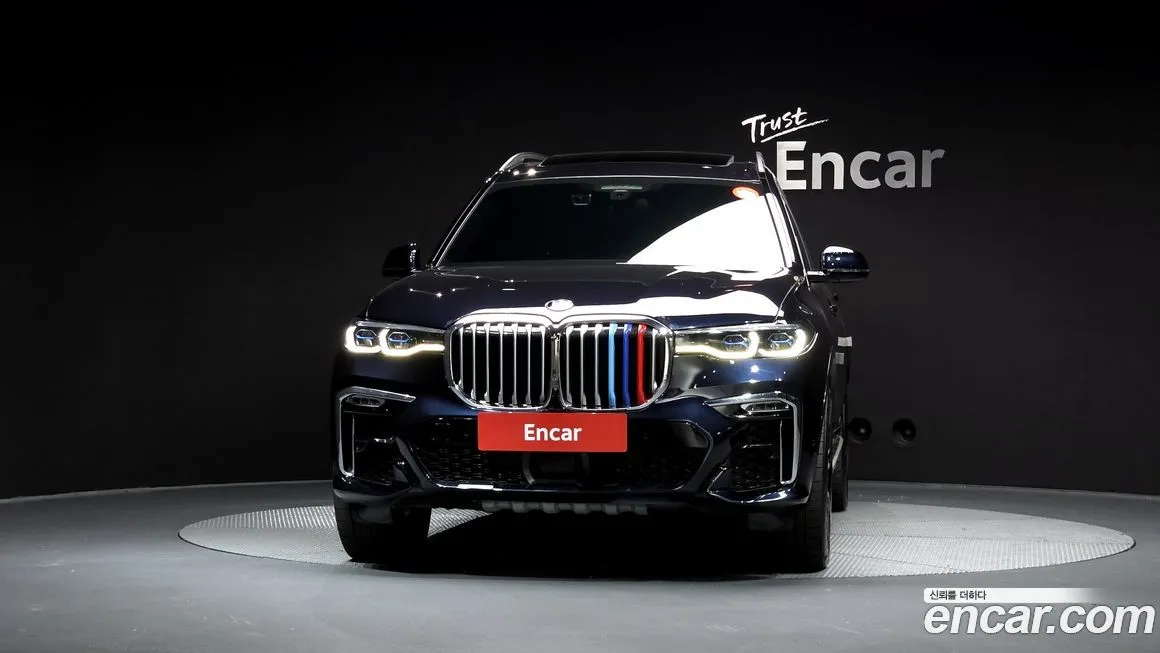 BMW X7 — фото 4