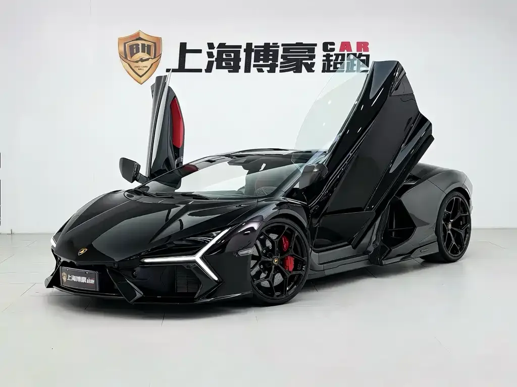 Lamborghini Revuelto — фото 1