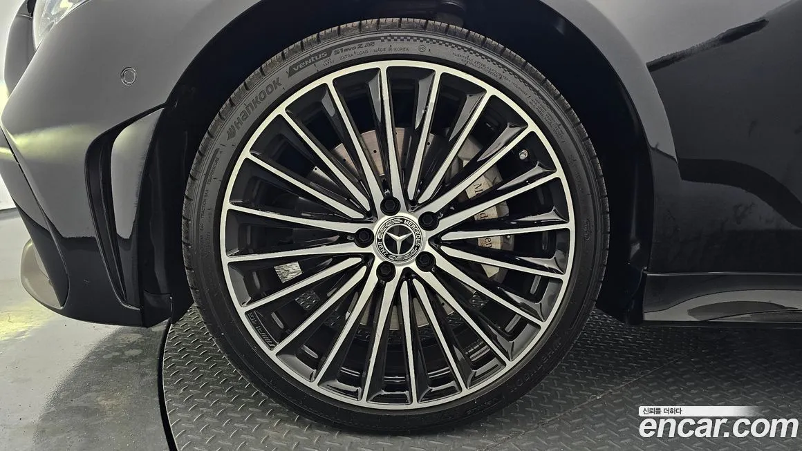 Mercedes-Benz CLS-Class — фото 10