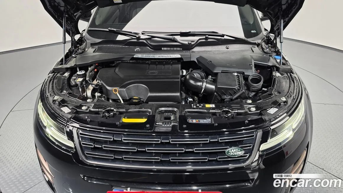 Land Rover Range Rover Evoque — фото 9