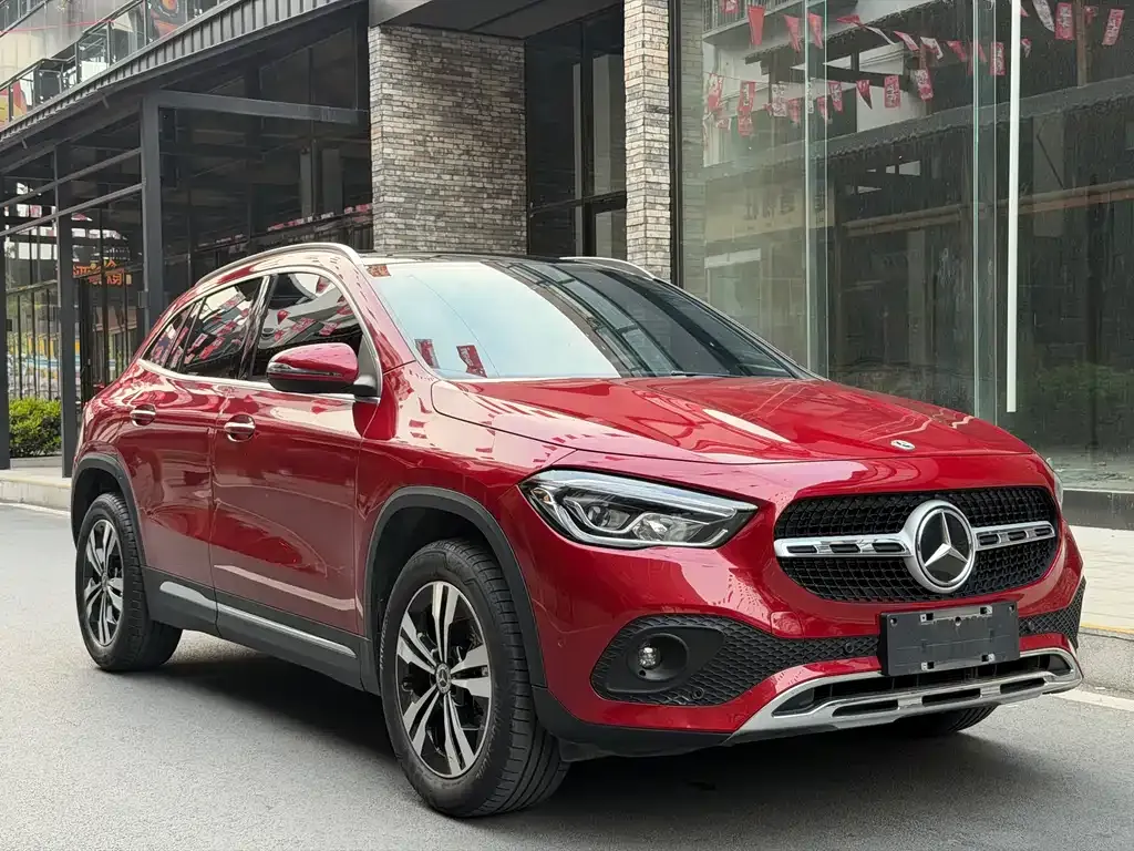 Mercedes-Benz GLA — фото 8