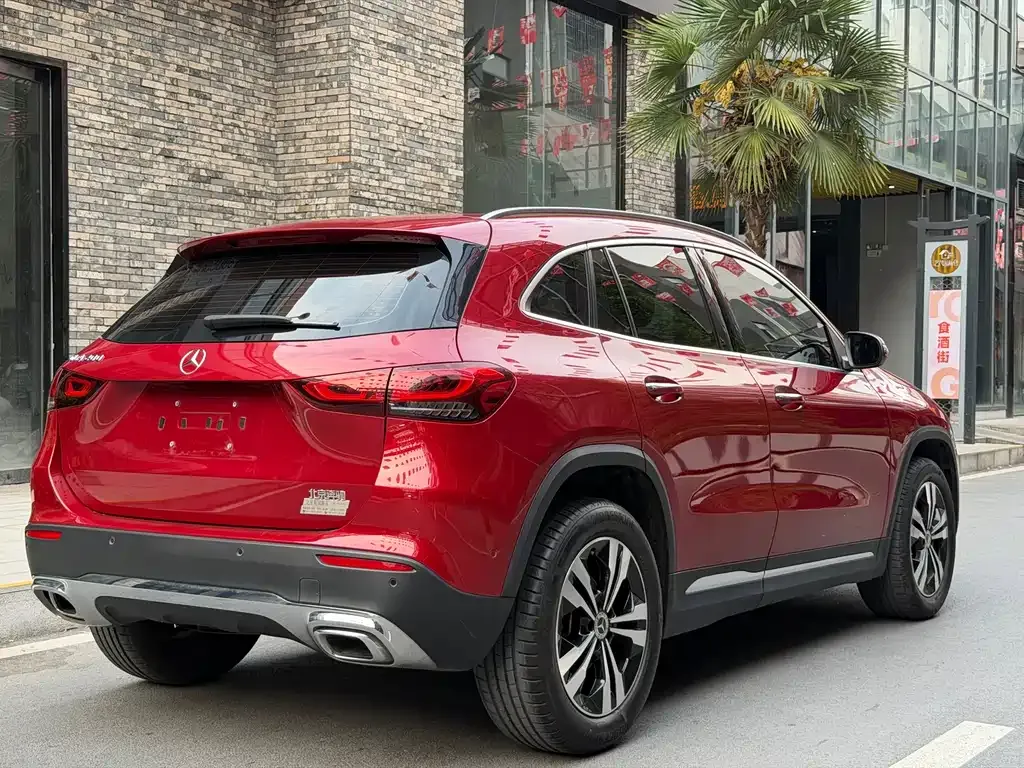 Mercedes-Benz GLA — фото 10