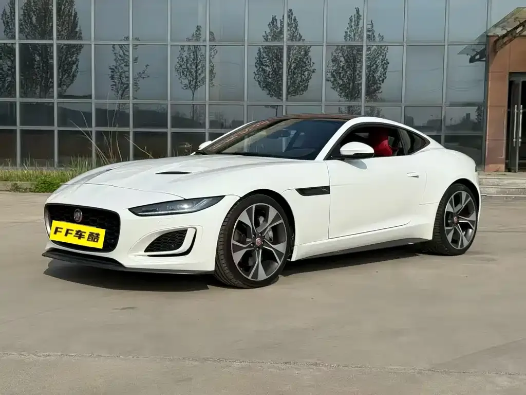 Jaguar F-TYPE — фото 1