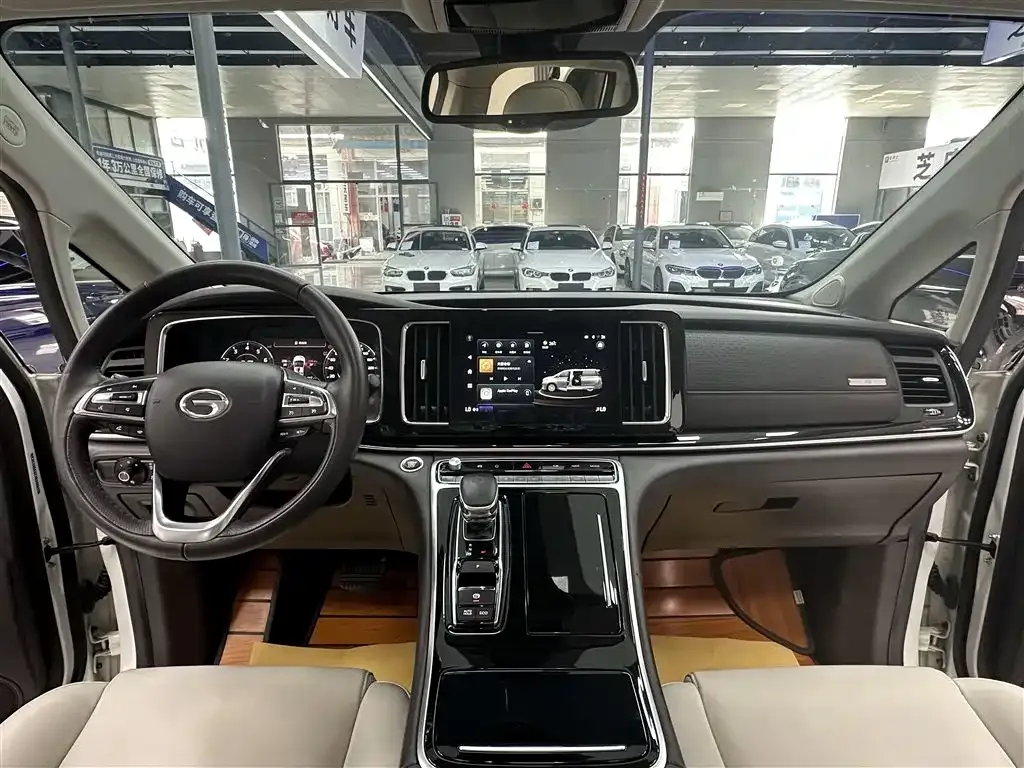 GAC Motor Trumpchi M8 — фото 9