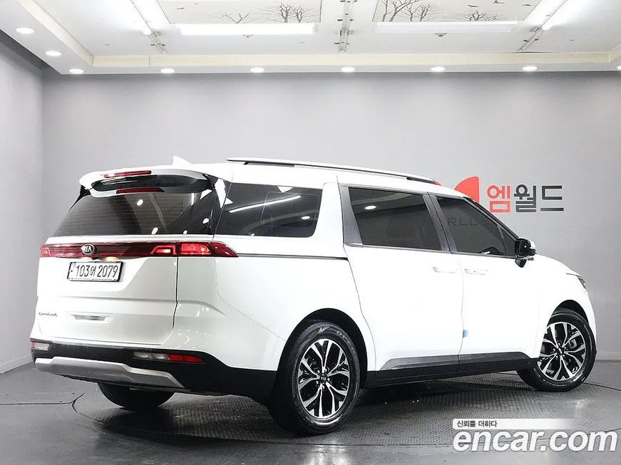 Kia Carnival — фото 2