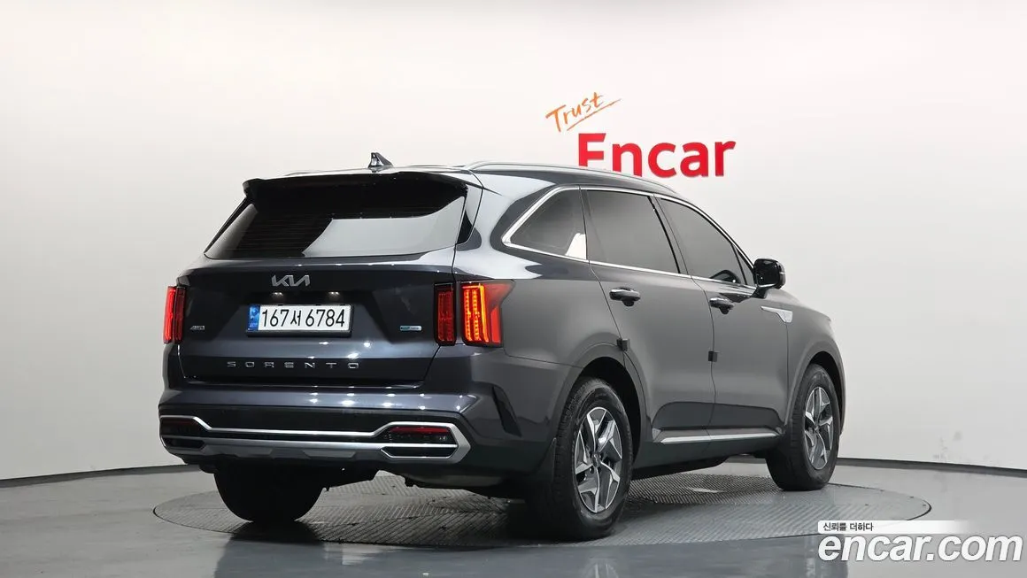 Kia Sorento — фото 5