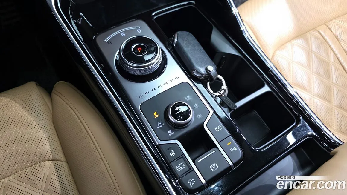 Kia Sorento — фото 10