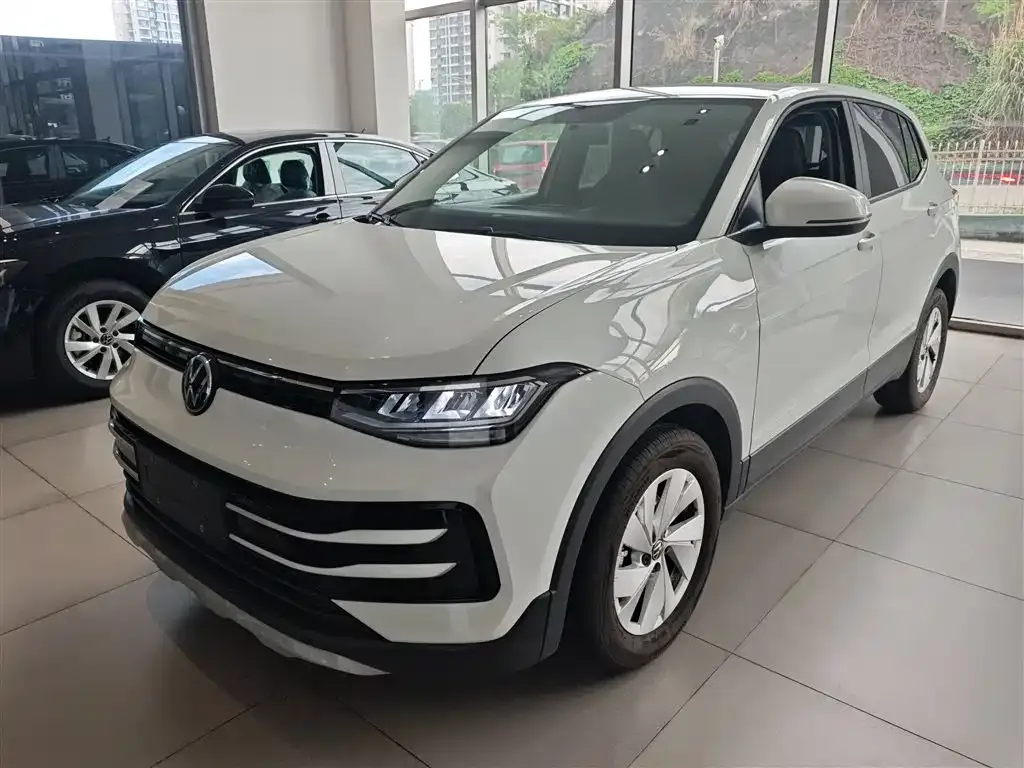 Volkswagen Tharu — фото 1