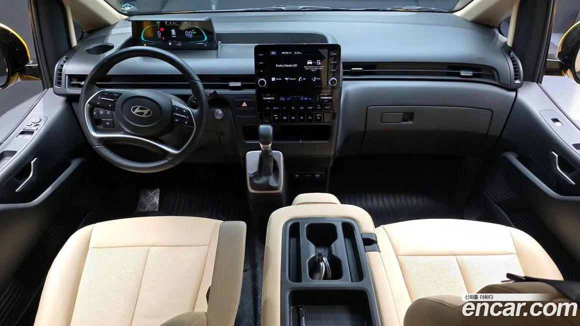 Hyundai Staria — фото 9