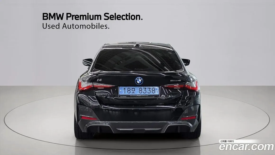 BMW i4 — фото 4