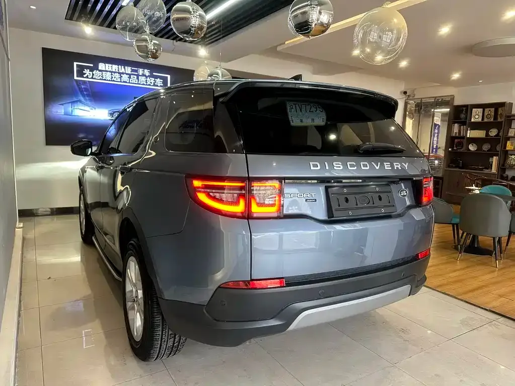Land Rover Discovery Sport — фото 8