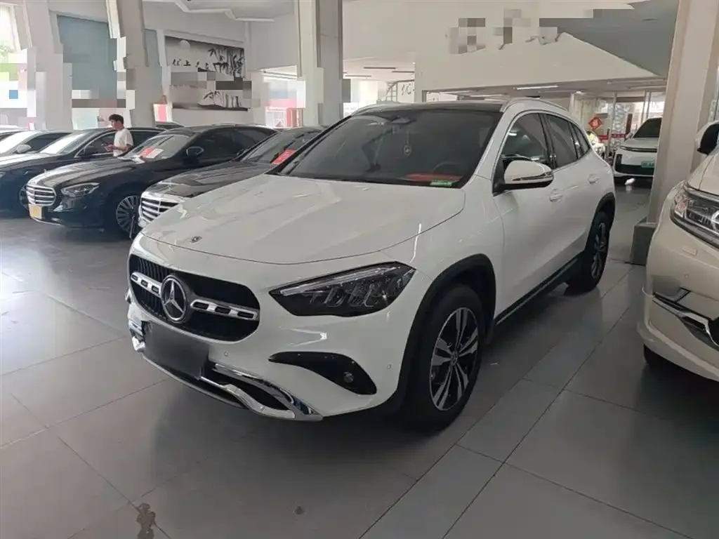 Mercedes-Benz GLA — фото 4