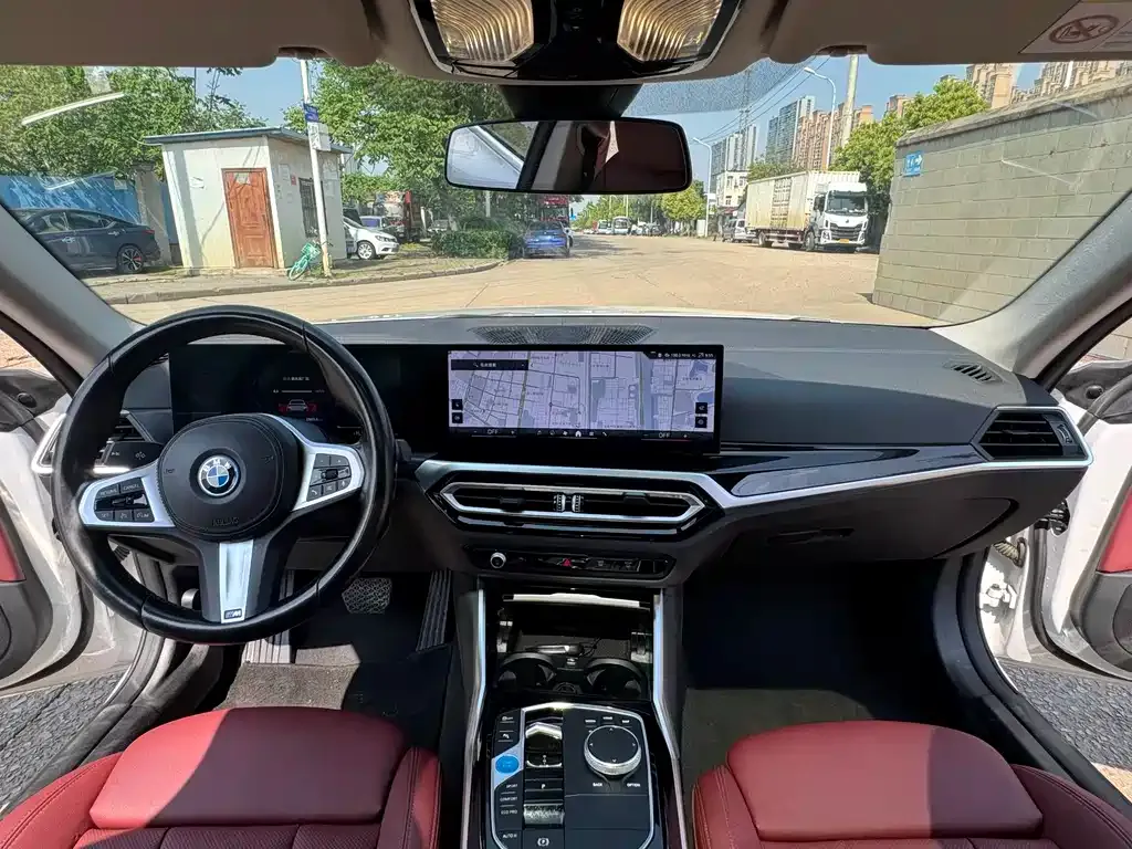 BMW i4 — фото 4