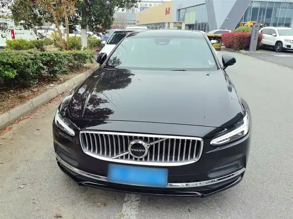Volvo S90 — фото 10