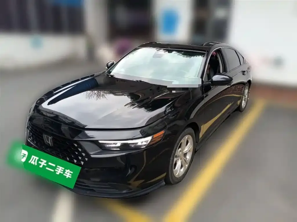 Honda Accord — фото 1