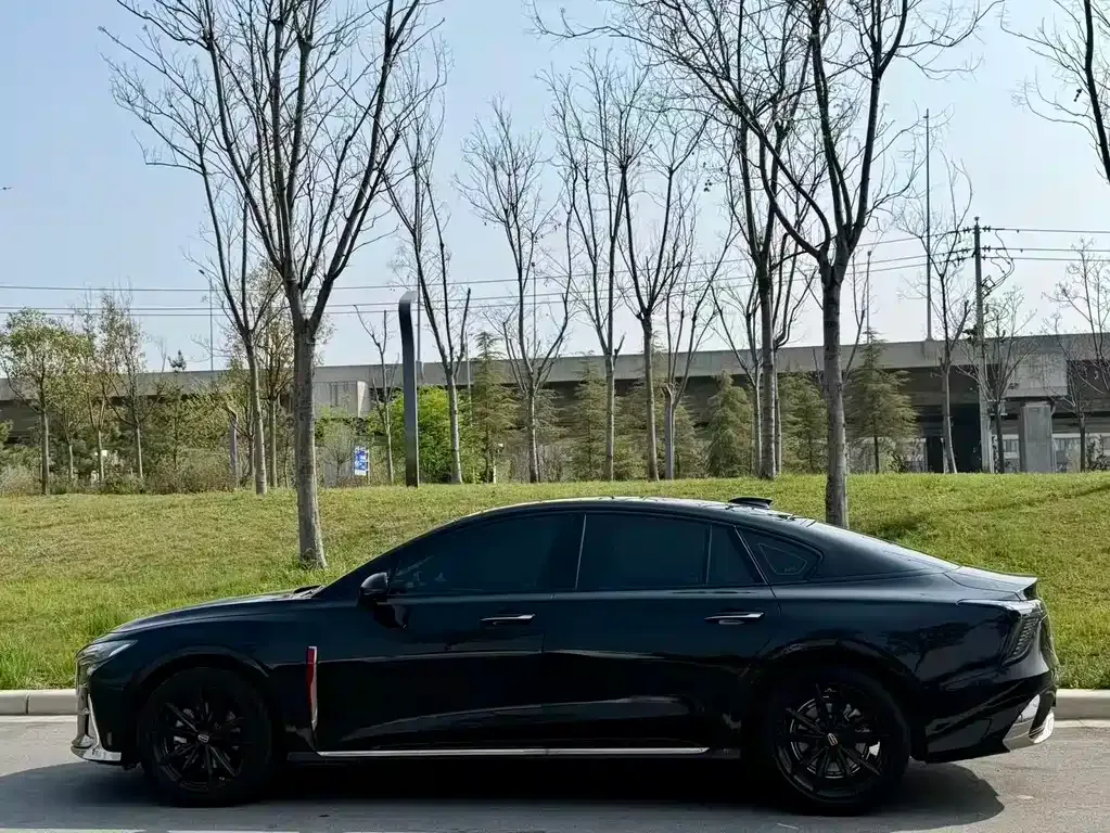 Hongqi H6 — фото 2
