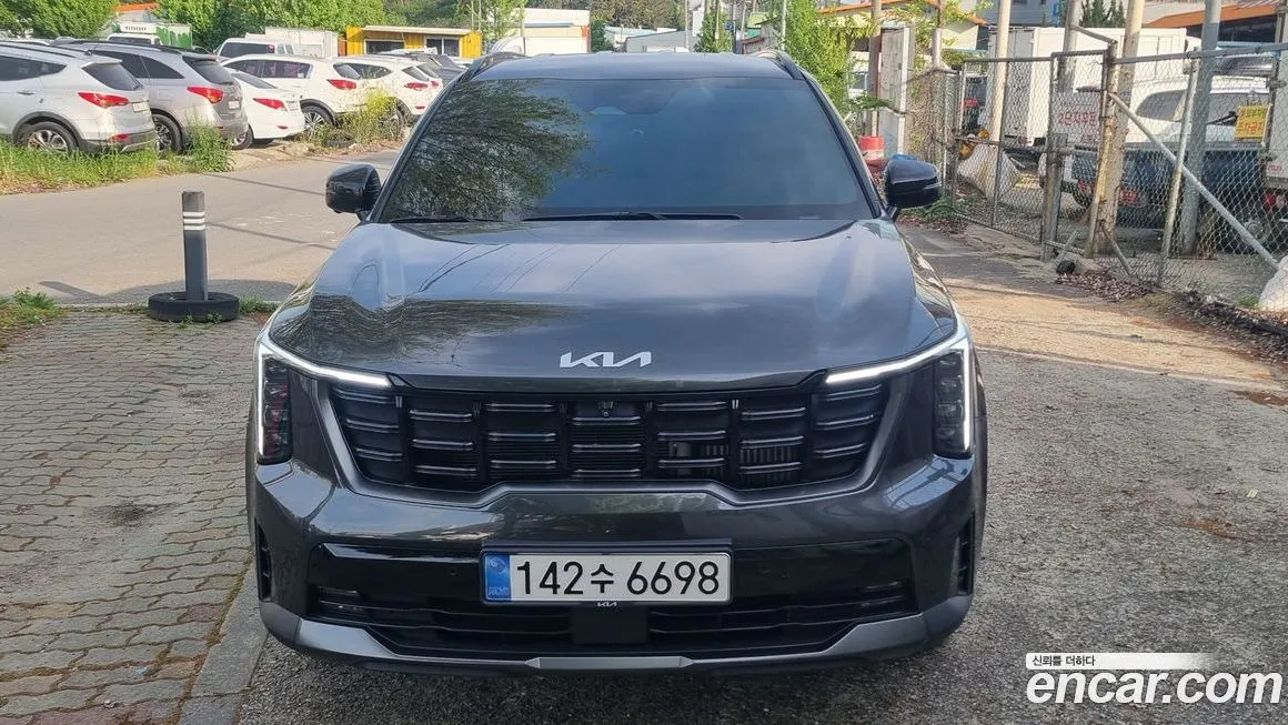 Kia Sorento — фото 1